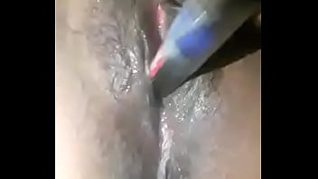 Порева мастурбация симпотной брюнетки